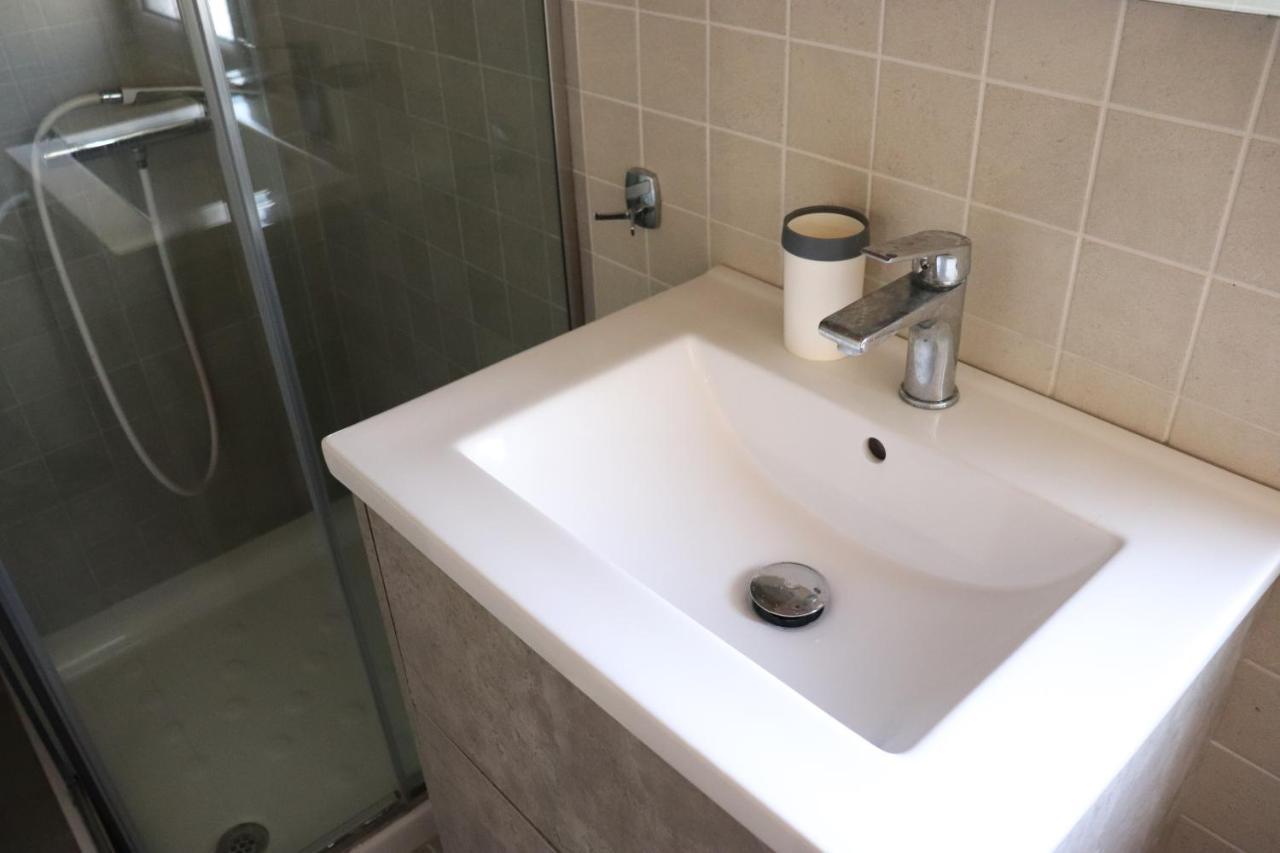 Zea Apartments Himare Ngoại thất bức ảnh